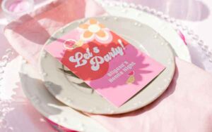 Creative bridal shower candle making experience in Dubai