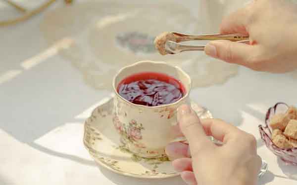 Meaning of candles in different cultures and traditions