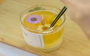 Luxury scented soy candles for home fragrance in Dubai