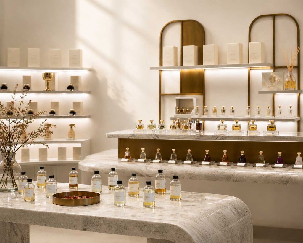 Live candle bar experience for weddings and events in Dubai