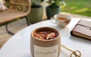 Eco-friendly soy candle with natural wax and reusable vessel in Dubai