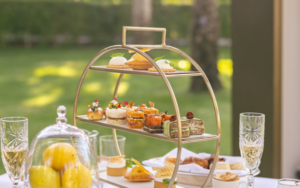 Romantic couples activity in Dubai featuring a luxury candle-making workshop and creative date experience