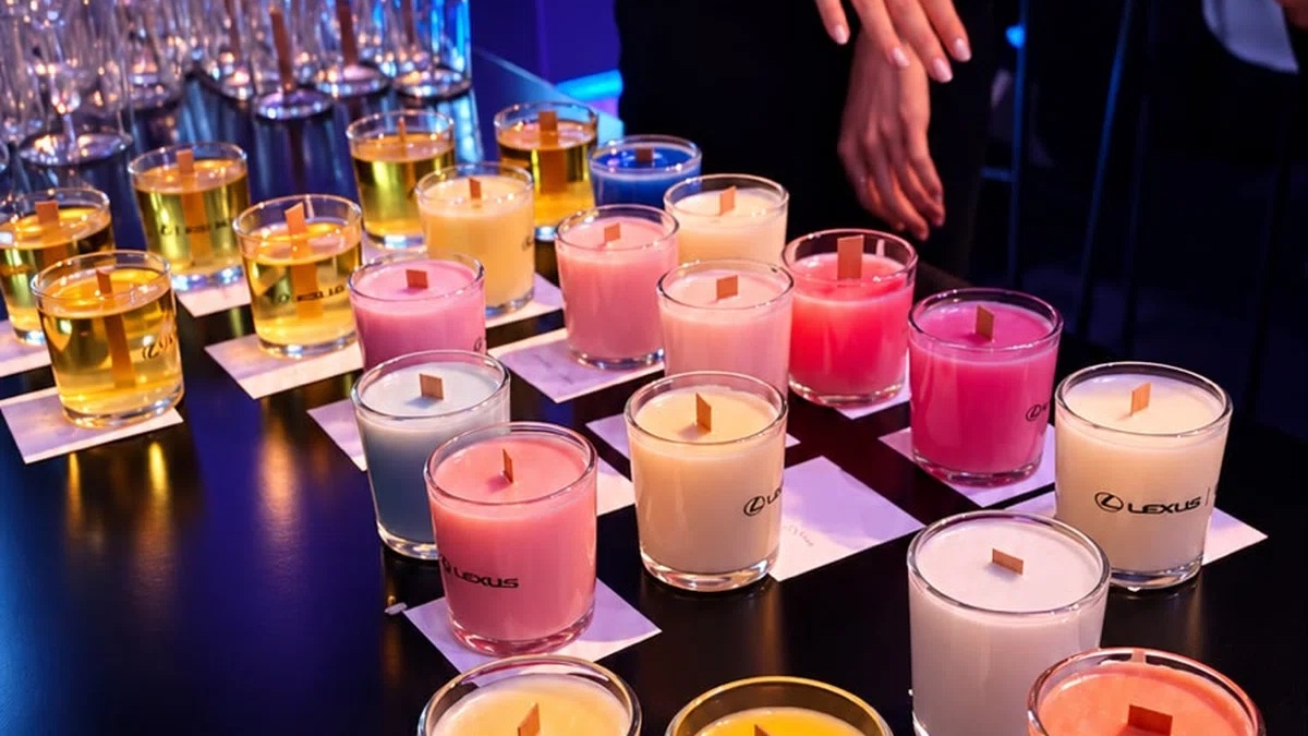 DIY holiday candle-making supplies including soy wax flakes, festive scent oils, and jars in Dubai